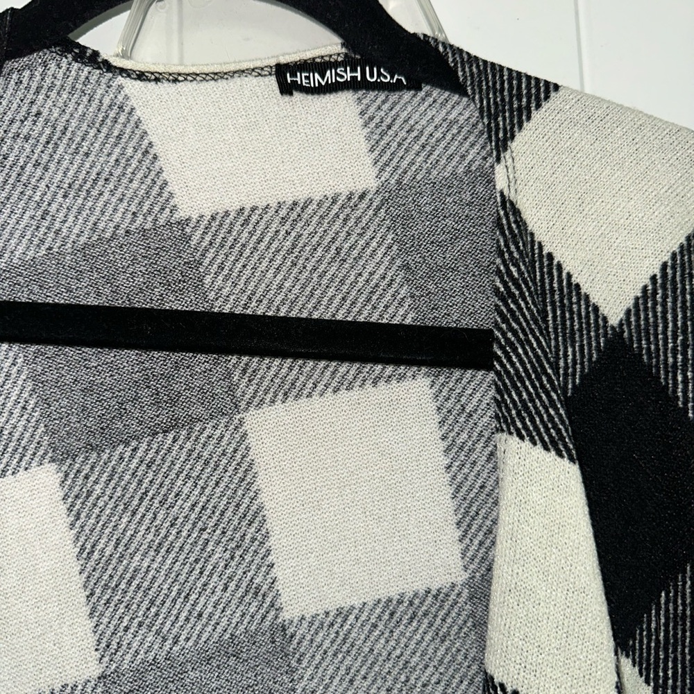 HEIMISH USA Monochrome Plaid Cardigan - Picture 3 of 4